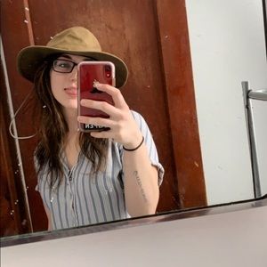 Meet your Posher, Alice